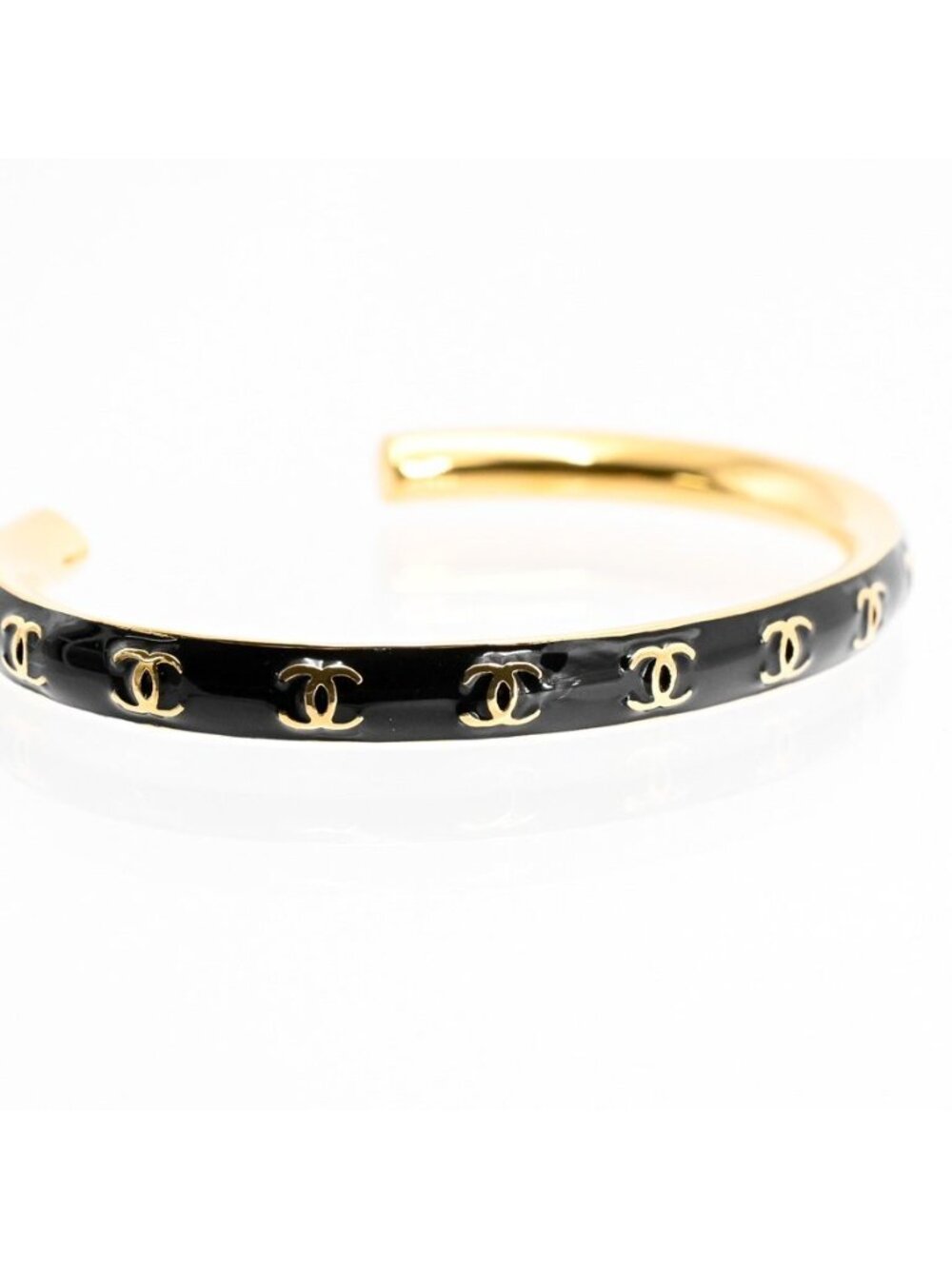 Chanel Bangle Bracelet Gold - Picture 2 of 4